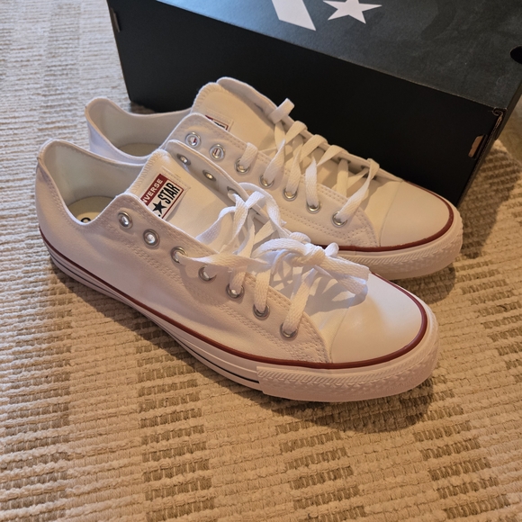White New Converse Chuck Taylor All Star Sneakers Size 11.5 Men